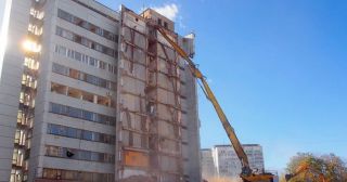 Демонтаж многоэтажного дома Усть-Джегута, цена от 3628 руб.